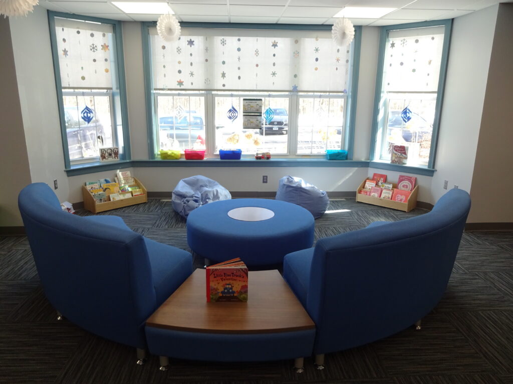 Picture of the lounge area in the Children's Room.